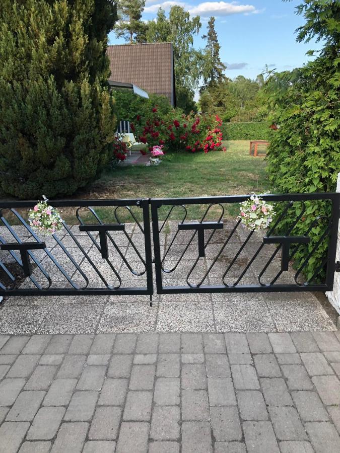 Anitas B&B Stockholm/Vaellingby Zewnętrze zdjęcie